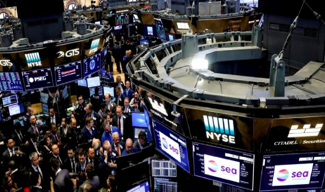 New York borsası düşüşle kapandı New York borsası düşüşle kapandı. Piyasadaki dalgalanmalar ve etkileri için