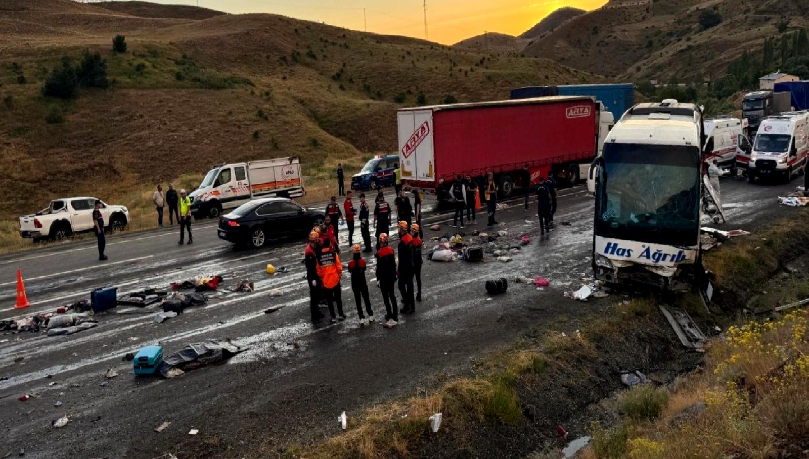 Otobüs kazası haberleri: Son olaylar, nedenler ve güncel gelişmeler için