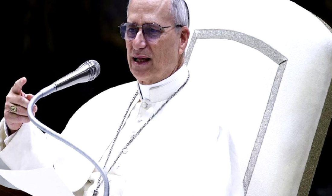 Papa’dan Gazze ve Suriye açıklaması: “Endişeyle takip ediyorum” Papa, Gazze ve Suriye'deki durumu endişeyle takip ettiğini açıkladı.