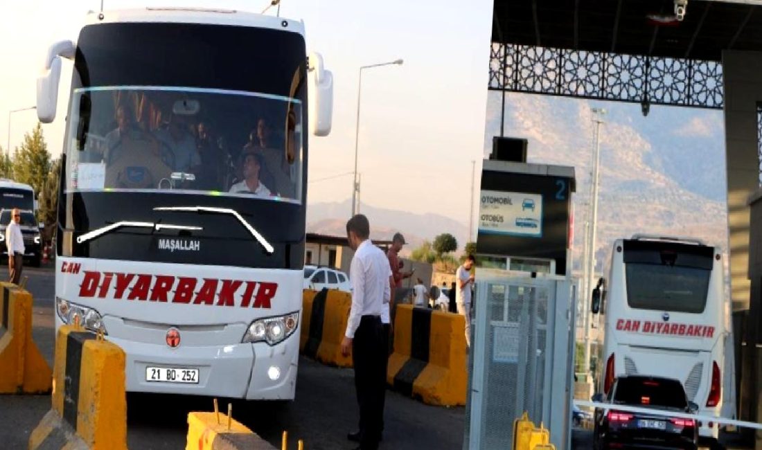PKK silah bırakma programı için Irak'a giden heyet Diyarbakır’dan hareket
