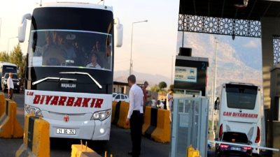 PKK silah bırakma programı için Irak'a giden heyet Diyarbakır’dan hareket
