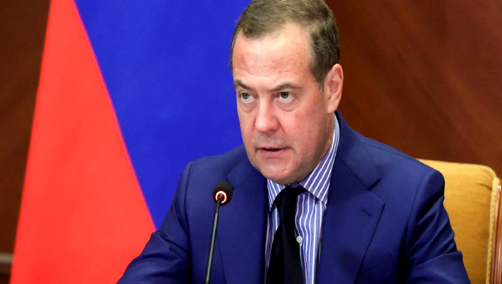 Rusya, Trump'a sert yanıt vererek ABD'yi doğrudan savaşa sürükleme riskini