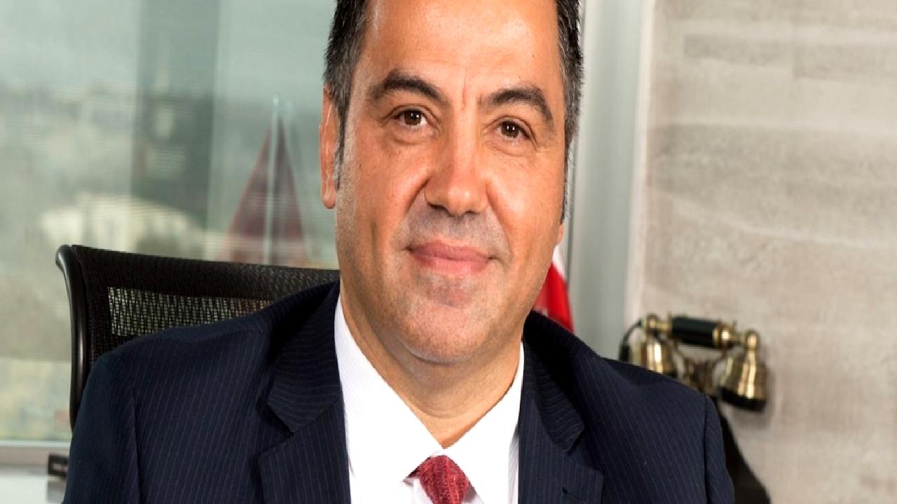 Sistem Global ve idenfit'in KOBİ'lere özel çözümleriyle verimliliği artırın. Yenilikçi