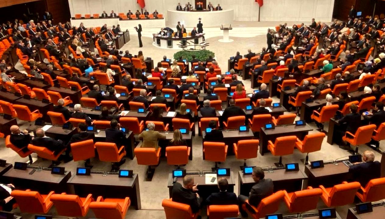 TBMM'den komisyon çağrısı ve İYİ Parti'nin tepkisiyle ilgili son gelişmeler.