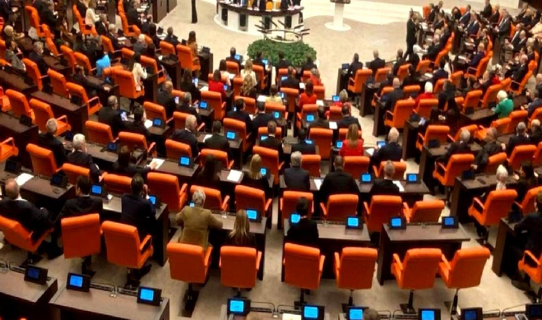 TBMM Tatil Kararı ve Sürecek Komisyonlar TBMM'nin tatil kararı ve devam edecek komisyonlar hakkında detaylı bilgiler.