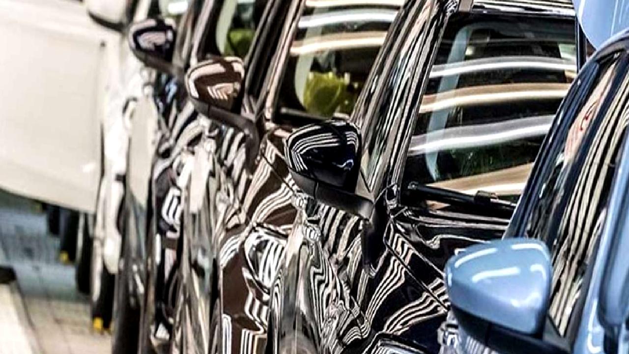 Türkiye'nin yılın ilk yarısında binek otomobil ihracatı verileri ve analizleri.