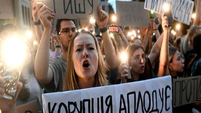 Ukrayna'daki yolsuzluk krizi ve Zelenski'nin geri adımı: Son gelişmeler ve