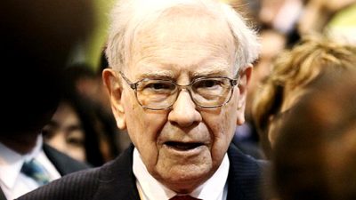Warren Buffett, VeriSign hisselerinin üçte birini şaşırtıcı bir hamleyle sattı.
