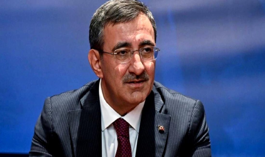 Yılmaz, A Haber canlı yayınında güncel gündemi değerlendiriyor. Siyaset, ekonomi